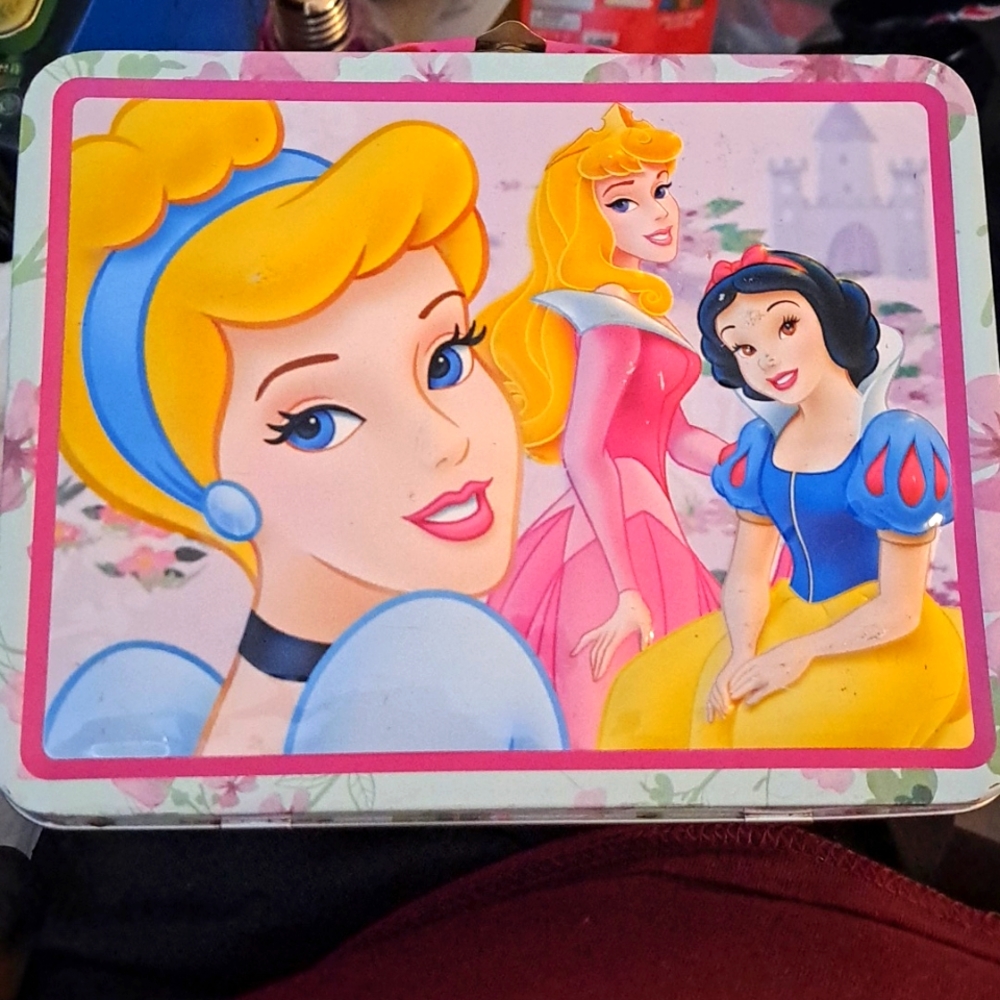 Disney Princess collectable tin